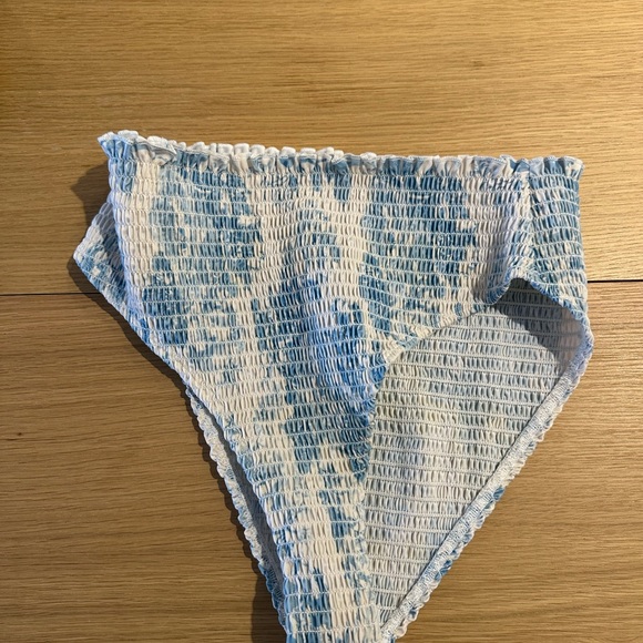 Reformation Smocked Bikini Set - Blue and White top size S and bottom size M - Picture 3 of 6